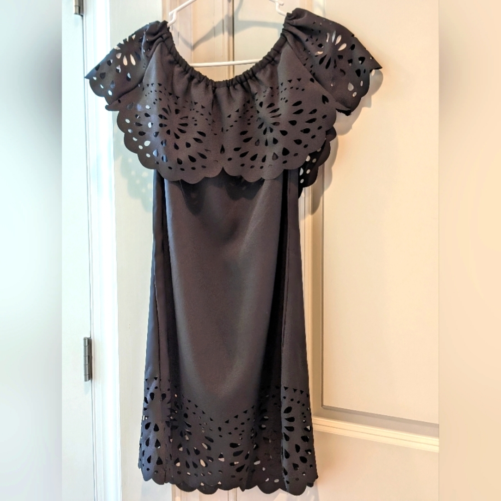 Black On or Off Shoulder Cut out Dress S NWOT